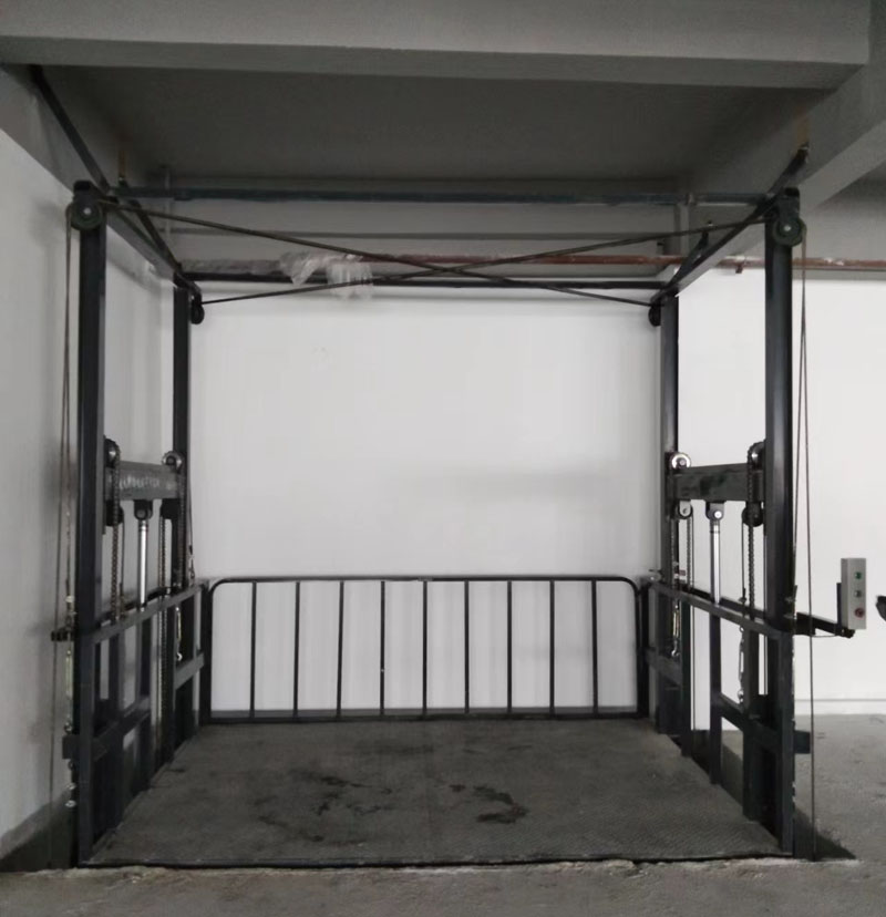 長春導軌式升降機