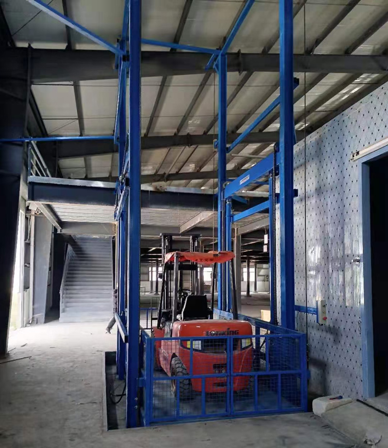 載車升降平臺(tái)